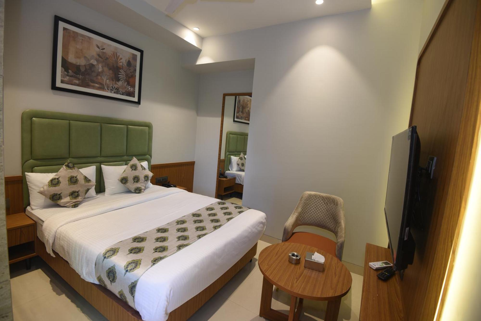 Vishnu Krupa Executive Rooms Virār Extérieur photo